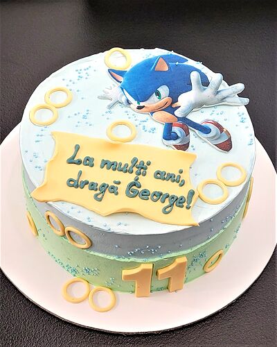 Tort cu Sonic, pentru George, la 11 ani